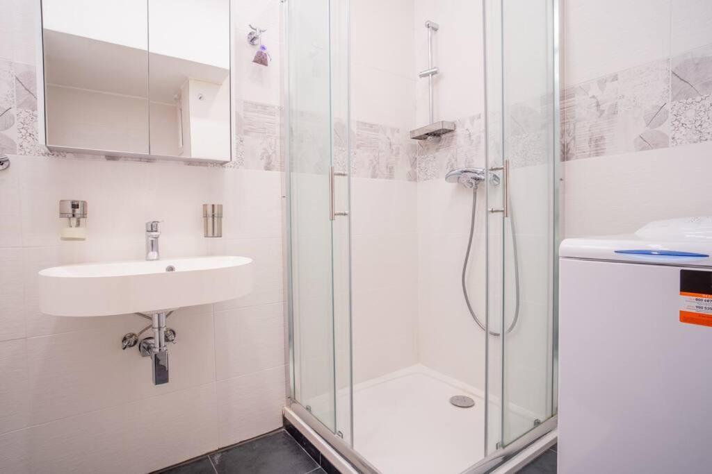 Sukromny Staromestsky Apartman V Uzasnej Lokalite/Cozy Old-Town Apartment In A Great Neighborhood Bratislava Dış mekan fotoğraf
